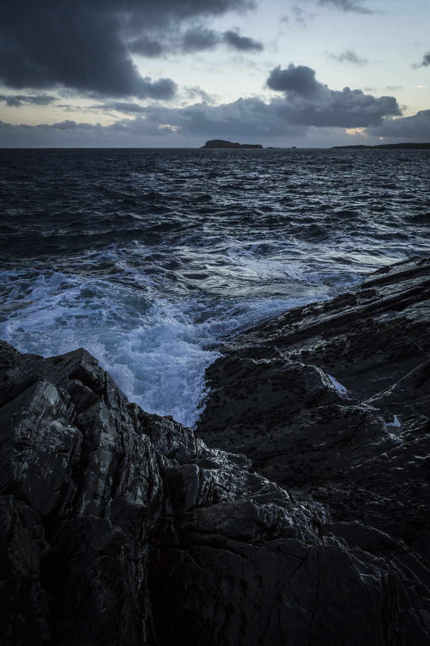 shetlands-dramatic-coastline-gra_9000